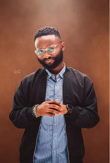 henry-egbe-portrait-2.webp
